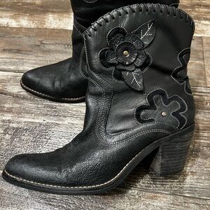 Mia Daisy Black Western Floral Leather Women's Western Boots Sz 8